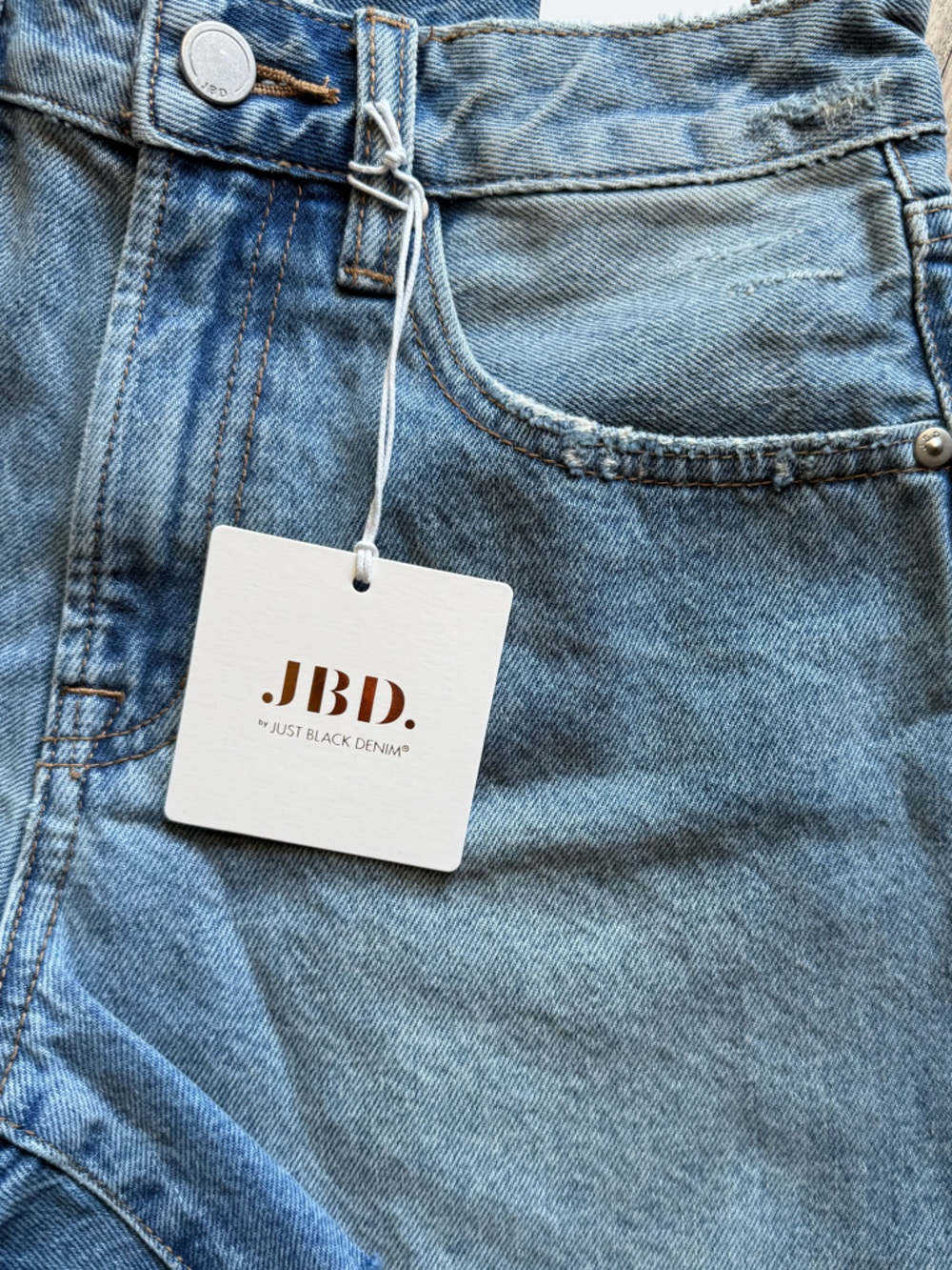 NWT JBD MEDIUM WASH HIGH WAISTED COTTON DENIM SHORTS Size Small - Picture 7 of 11